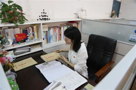 陕西教师张莎莎获评2021年“最美教师”，一起看她的故事！_澎湃新闻-The Paper
