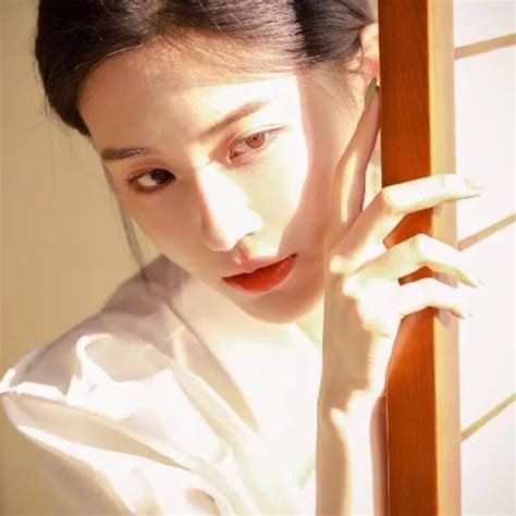 文艺温柔型女生头像