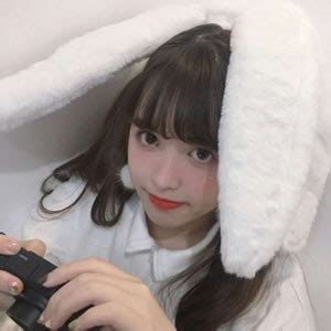 阳光温柔爱笑女生头像