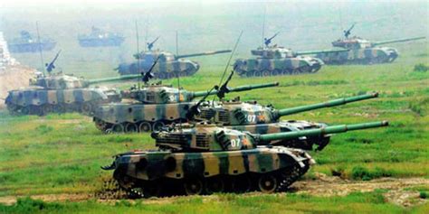 高清：解放军4辆96A赴俄参加坦克大赛【13】--军事--人民网