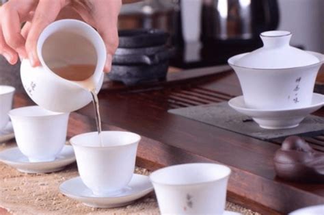 泡茶的十八口诀_详解泡茶的18个步骤- 茶文化网