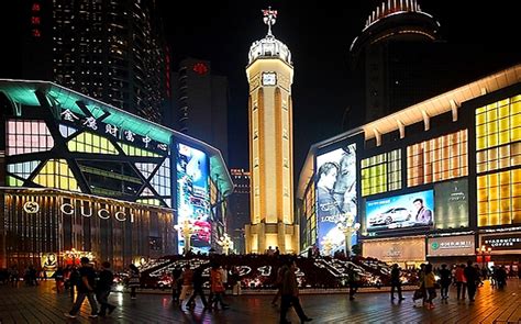 新行程——重庆市-渝中区-解放碑（|民|重庆抗战胜利碑·重庆人民解放纪念碑）商业步行街