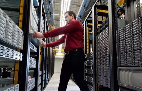 湖北科技学院2019年理工类专场校园招聘会成功举办-电子与信息工程学院