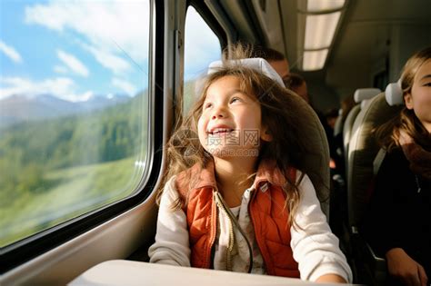乘坐高铁的女孩高清图片下载-正版图片600449465-摄图网
