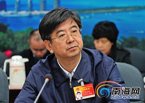 三亚市长吴岩峻：旅游铁路和海上巴士将于春节前开通-新闻中心-南海网