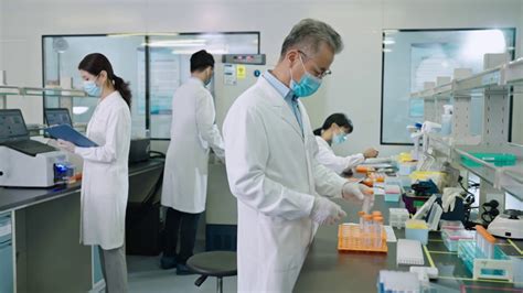医学研究员在实验室工作—高清视频下载、购买_视觉中国视频素材中心