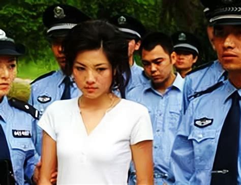 2005年黑龙江一女犯被枪决，火化前“死而复生“，家属：放了她吧？_毕丽梅_蒋来义_父母