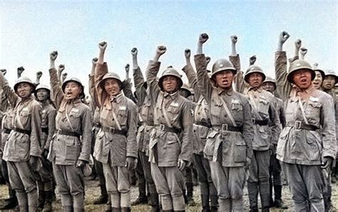 淮海战役时，国民党军队照片，从开始的斗志昂扬到后来的垂头丧气|淮海战役|国民党|军队_新浪新闻
