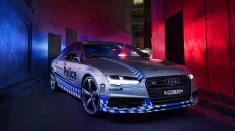 飙车族都不敢上路了！澳大利亚警察竟配备宝马M5做警车_搜狐汽车_搜狐网