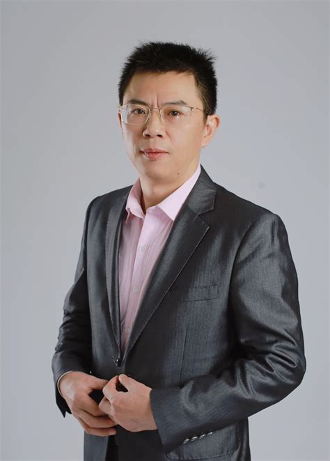 刘文正教授-湖南大学文学院