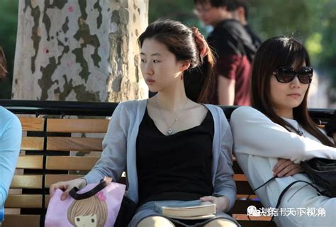 温婉小姐姐图片