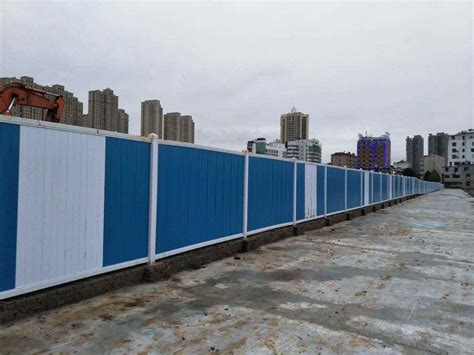 大通 A类围挡+围挡基础墩 施工用的围挡-钢围挡-深圳市大通建材有限公司