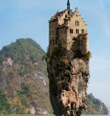 悬崖之上罕见的惊险建筑群, 成为一道独特的风景线|悬崖|风景线|酒店_新浪新闻