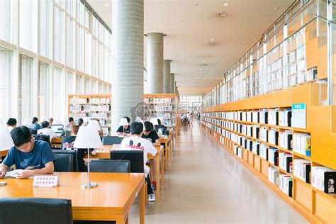 图书馆与江苏大学图书馆举办研究生实践基地签约暨挂牌仪式