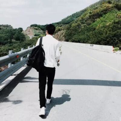 男生非主流背影头像