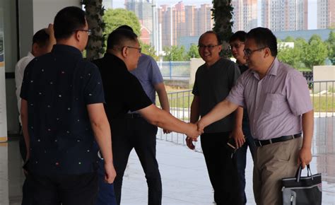 热烈欢迎杭电领导莅临上海中电指导工作-新闻中心-上海中电