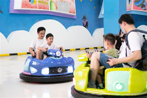 2022蓝精灵乐园-上海世茂精灵之城主题乐园玩乐攻略,...玩的茂险王碰碰车，跟其他...【去哪儿攻略】