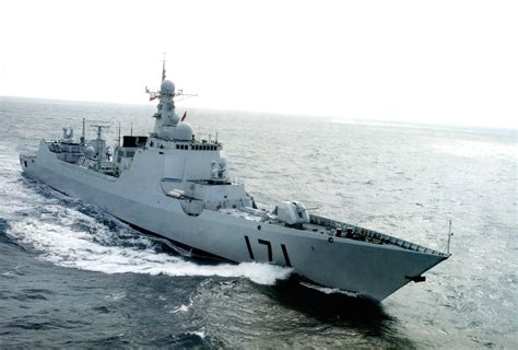 中国海军全面换装三代舰 052D堪比日本“金刚”级|舰空导弹|中国海军_凤凰军事