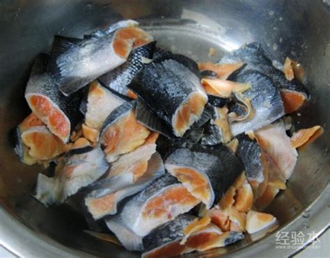 【红烧大马哈鱼的做法步骤图，怎么做好吃】木子香丸_下厨房