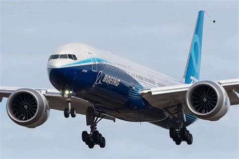 东航“孔雀”坠落：发生了什么？737还安全吗？_手机新浪网