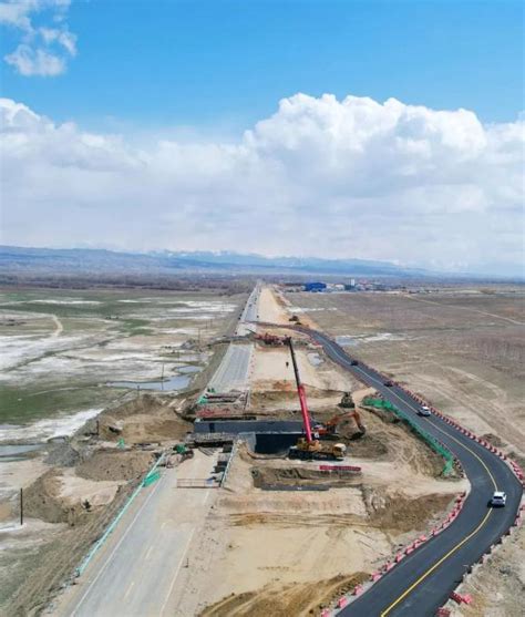 施工中的S21阿勒泰至乌鲁木齐公路建设项目-天山网 - 新疆新闻门户