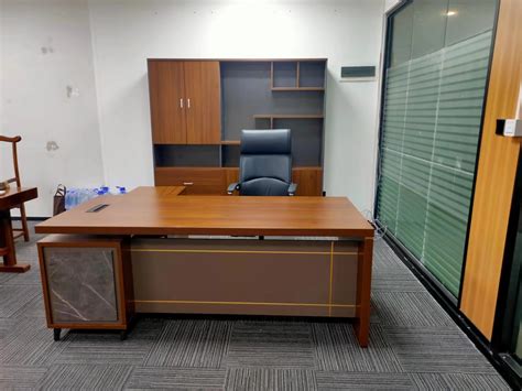 废旧办公桌椅回收 办公室家具回收 上门回收
