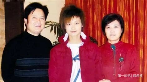 34岁李宇春近照：气质出众感情空白，身家过亿父母身份让人意外