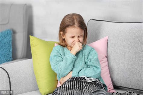 孩子咳嗽吃什么菜食谱图片食谱（孩子咳嗽时，最好要忌口！"素食餐"来了） | 说明书网