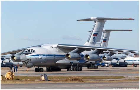 【装备】中国运20现身中部战区空军机场 将开始替换伊尔76