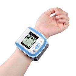 欧姆龙腕式电子血压计T30全自动家用手腕式血压仪准确测量_虎窝淘
