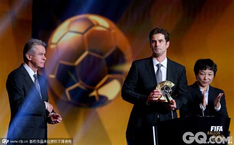 官方：梅西获得2015年国际足联金球奖_虎扑国际足球新闻