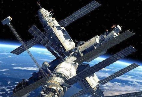 孟天 国际空间站出大问题！NASA录音泄露现场恐慌，美宇航员恳求回地球 航空航天|俄罗斯|中国|宇航员_「易坊」
