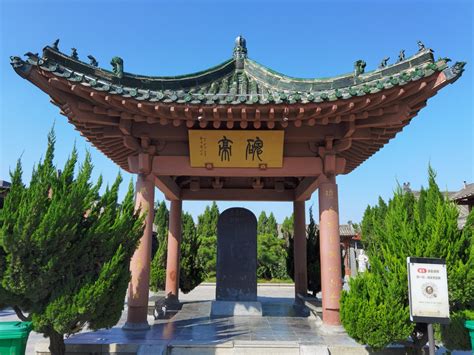 行走河南·读懂中国 | 开封：馆长带你游开博 - 河南省文化和旅游厅