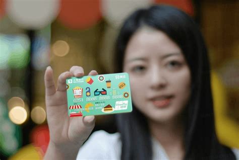 卡面鉴赏 | 网申中国银行洛天依小柠檬联名借记卡&典藏纪念卡终于到手~ - 知乎