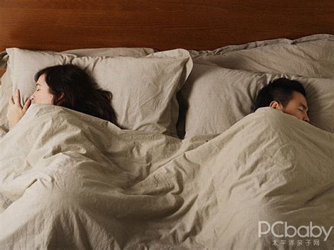 李艾自曝和丈夫分房睡：那些分房睡的平常夫妻，最后都离婚了