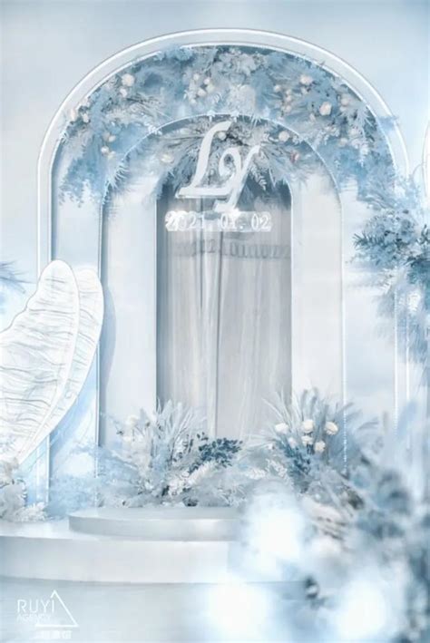 婚礼主题图片(时尚又浪漫的冰蓝色系蝴蝶主题婚礼，这将是我们幸福生活的起点) - 【爱喜匠】