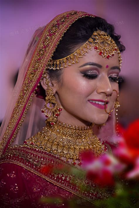 印度新娘发型 演绎别样的异域风情(3)_妆面赏析_影楼化妆_黑光网