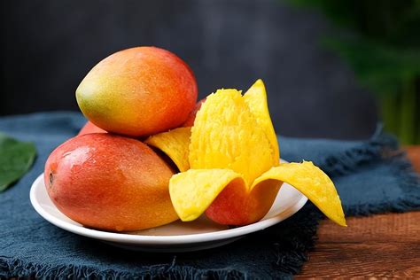 生理期可以吃芒果吗(不小心吃了会怎么样？爱吃的人来看看吧) | 说明书网