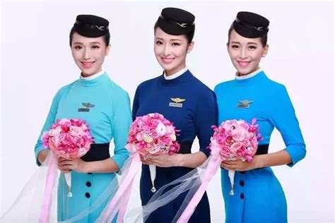 温柔的空姐头像女生