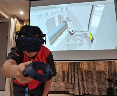 当VR教育走进校园是什么操作？_芬莱科技 提供VR/AR虚拟现实一站式解决方案