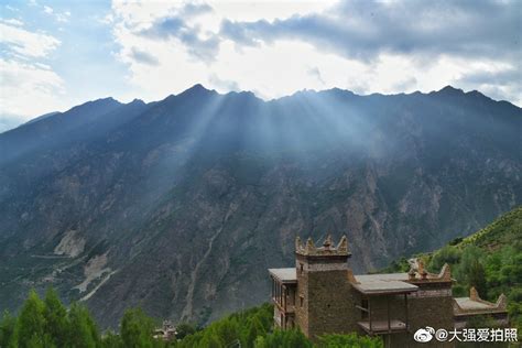 2021年中国四川丹巴嘉绒乡村风情节开幕 - 甘孜藏族自治州人民政府网站