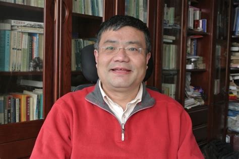 我心目中的好导师——经济学院提名候选人王时芬老师专访-上海大学党委研究生工作部官方网站