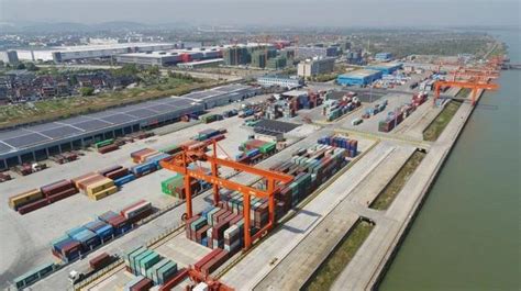 今年前三季度山东货物贸易进出口1.4万亿_山东频道_凤凰网