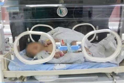 南昌一女婴被遗弃：正在医院救治 警方介入调查_凤凰网视频_凤凰网