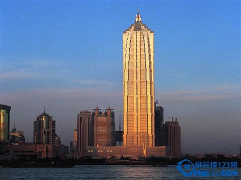 鉴赏 | 亚洲第一高楼上海中心大厦环境导视设计 - 标识欣赏 - 深圳市自由美标识有限公司