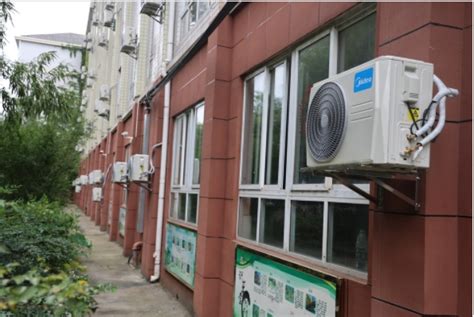 寒潮下送暖流，杨浦为559间教室加装840台空调，实现全区公办中小学空调全覆盖-教育频道-东方网