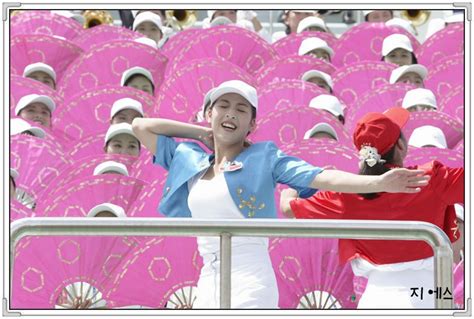 神秘的朝鲜美女拉拉队：不逊色韩国整容女 - 视点聚焦 - 福建妇联新闻