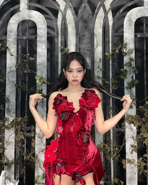 Jennie图片