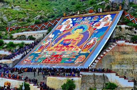 Tibetans Enjoy Harmonious Religious Lives, Unity: Expert-- Beijing Review