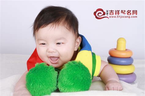 女宝宝起名字大全 2017年属鸡的女宝宝起名方法-中华取名网
